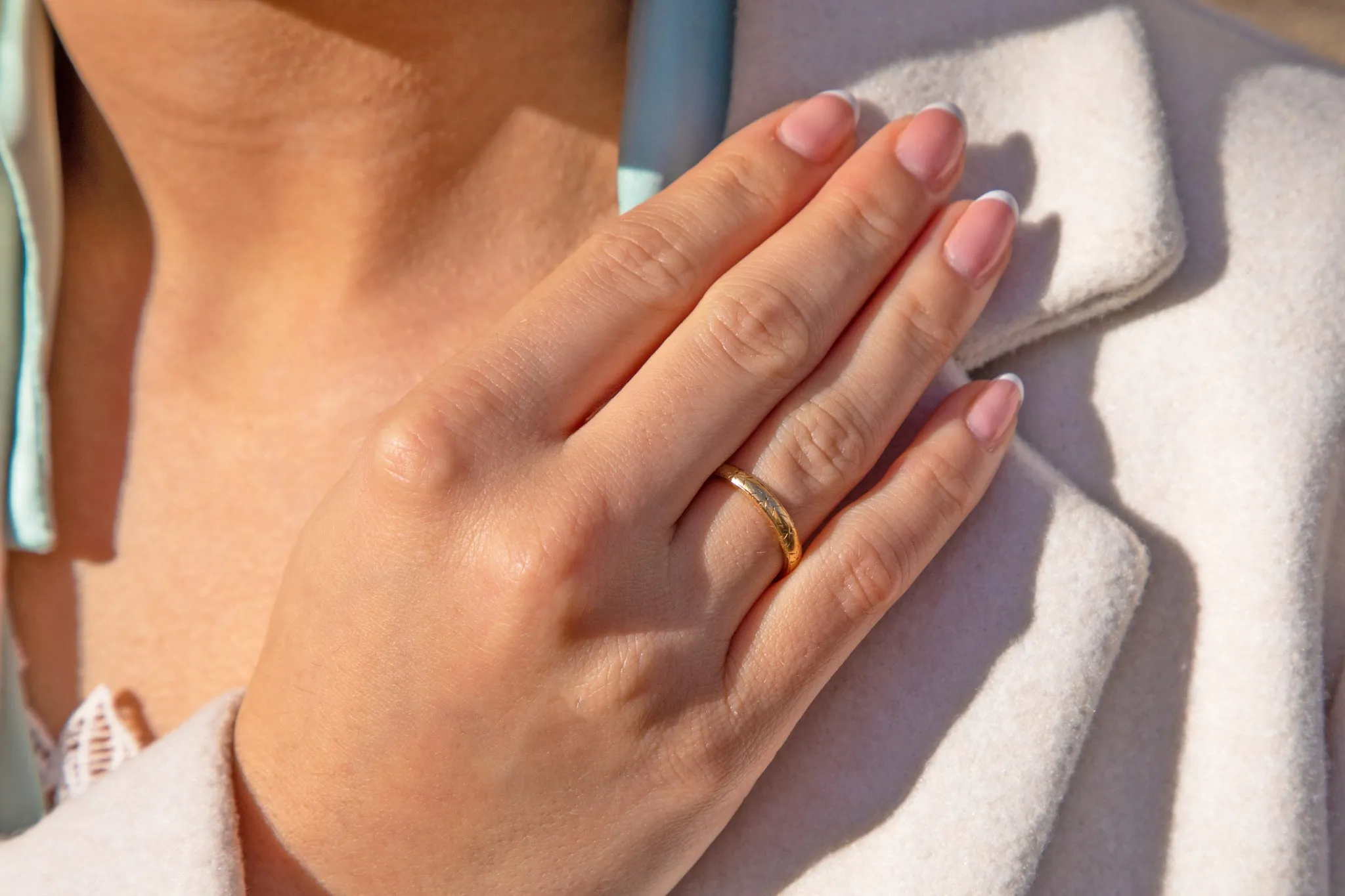 18ct Gold Orange Blossom Engraved Wedding Ring, Engraved 'Fidelity'