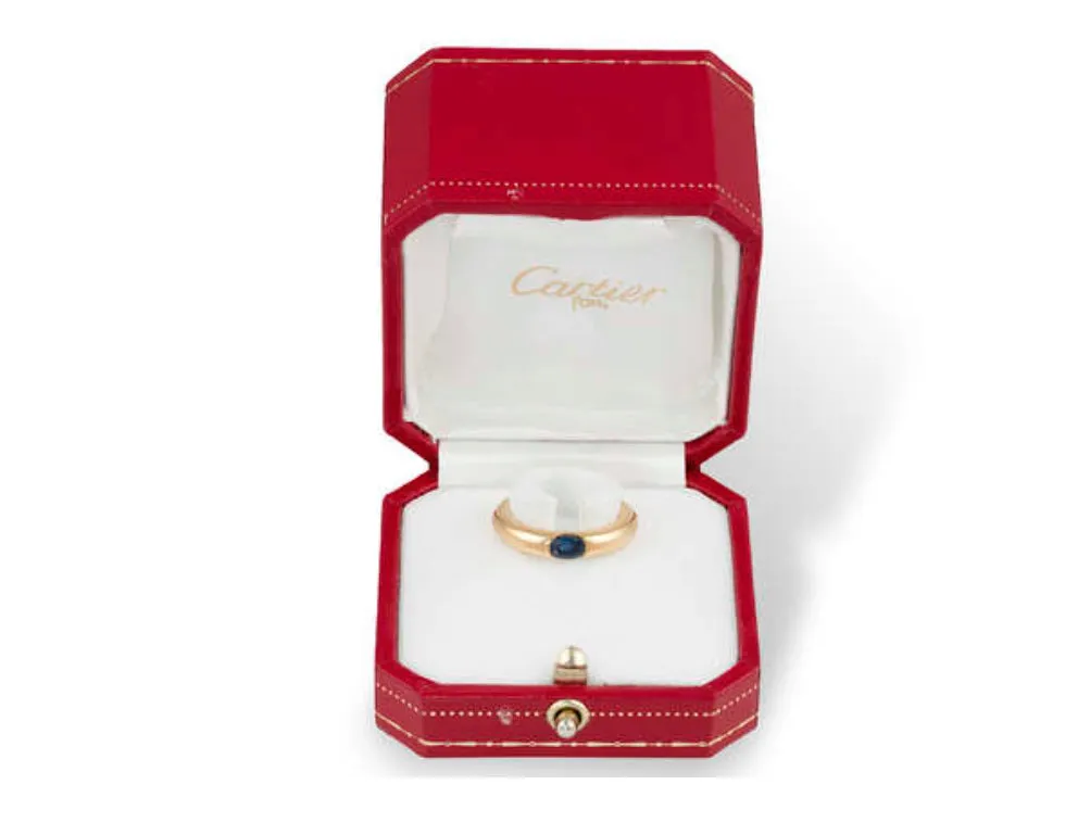 Cartier Ellipse Sapphire Yellow Gold Band Ring